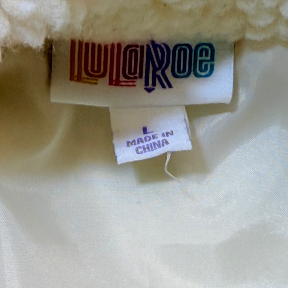 Lularoe Cream Teddy Bear Sherpa Jacket Button‎ Up Warm Coat Large - Picture 3 of 7